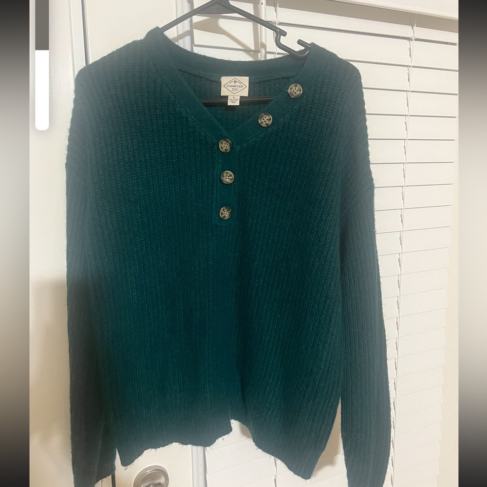 Women’s size medium